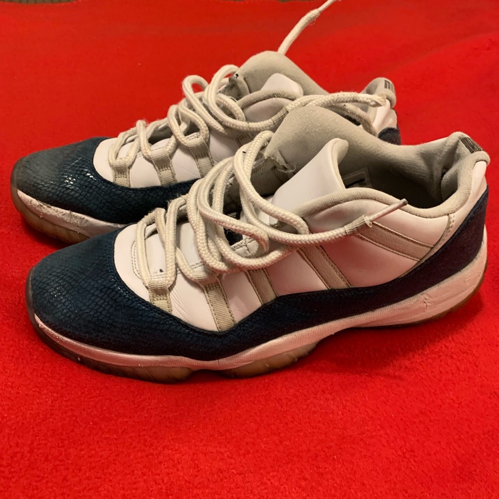 Air Jordan 11 Retro Low Navy Snakeskin’ 2019